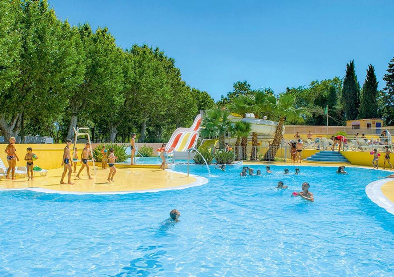 Mobilhome Climatise 3Ch 6P Dans Parc Des 7 Fonts Agde Exteriör bild